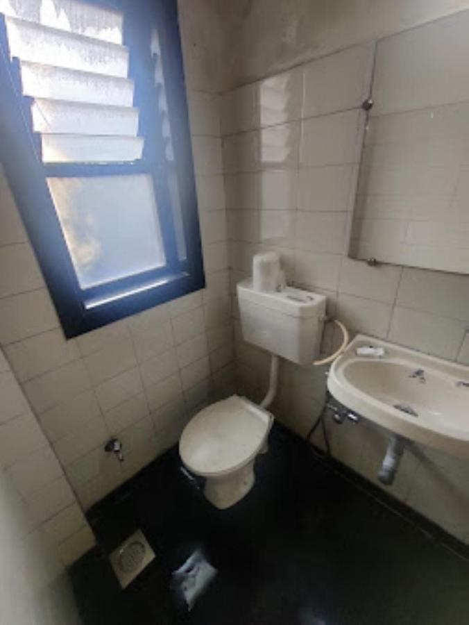 Hotel Abhishek ,Nashik Zewnętrze zdjęcie
