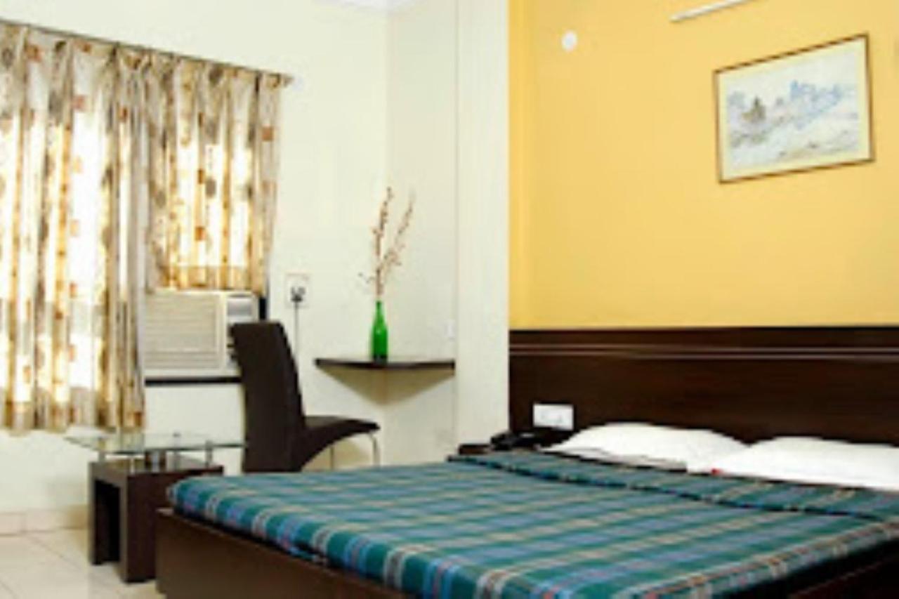 Hotel Abhishek ,Nashik Zewnętrze zdjęcie